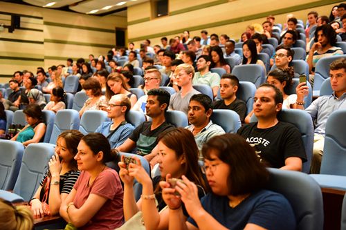 我校举行外国留学生2016年秋开学典礼